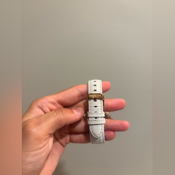 INVICTA Watch - Picture 3 of 3